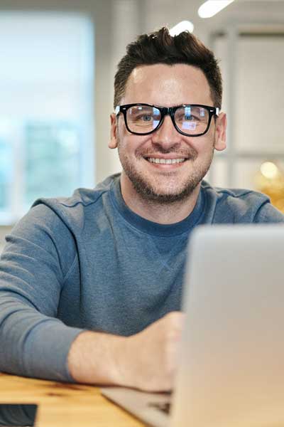 Portfolio Copywriter Client Testimonial Man 4